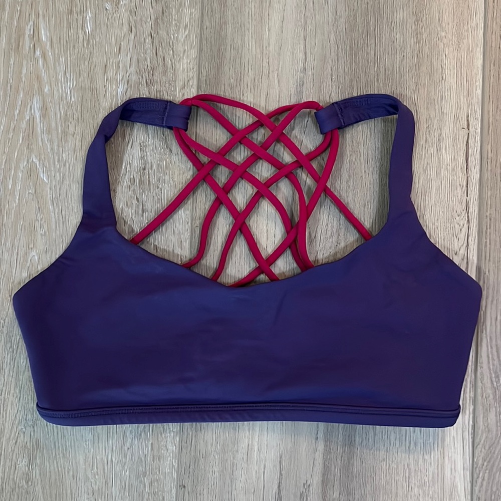 SOLD Lululemon Free To Be bra size 8